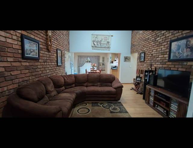 3 BEDROOM HOUSE FOR SALE IN DORANDIA